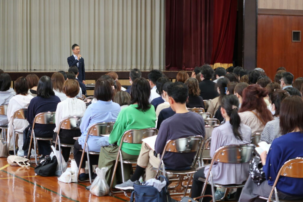 PTA総会・学年別懇談会を開催しました
